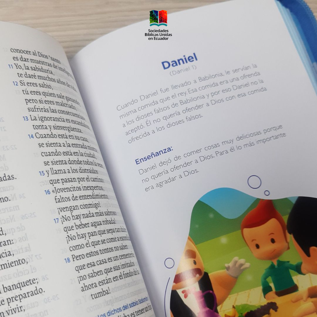 Biblia TLA Sé un héroe de Pequeños Héroes Edición Azul Ziper