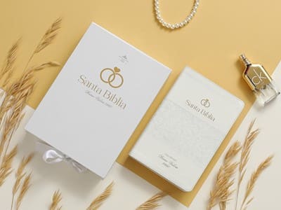 Biblia Especial de Bodas - Blanco Canto Dorado con Índice y Caja - Imagen 3