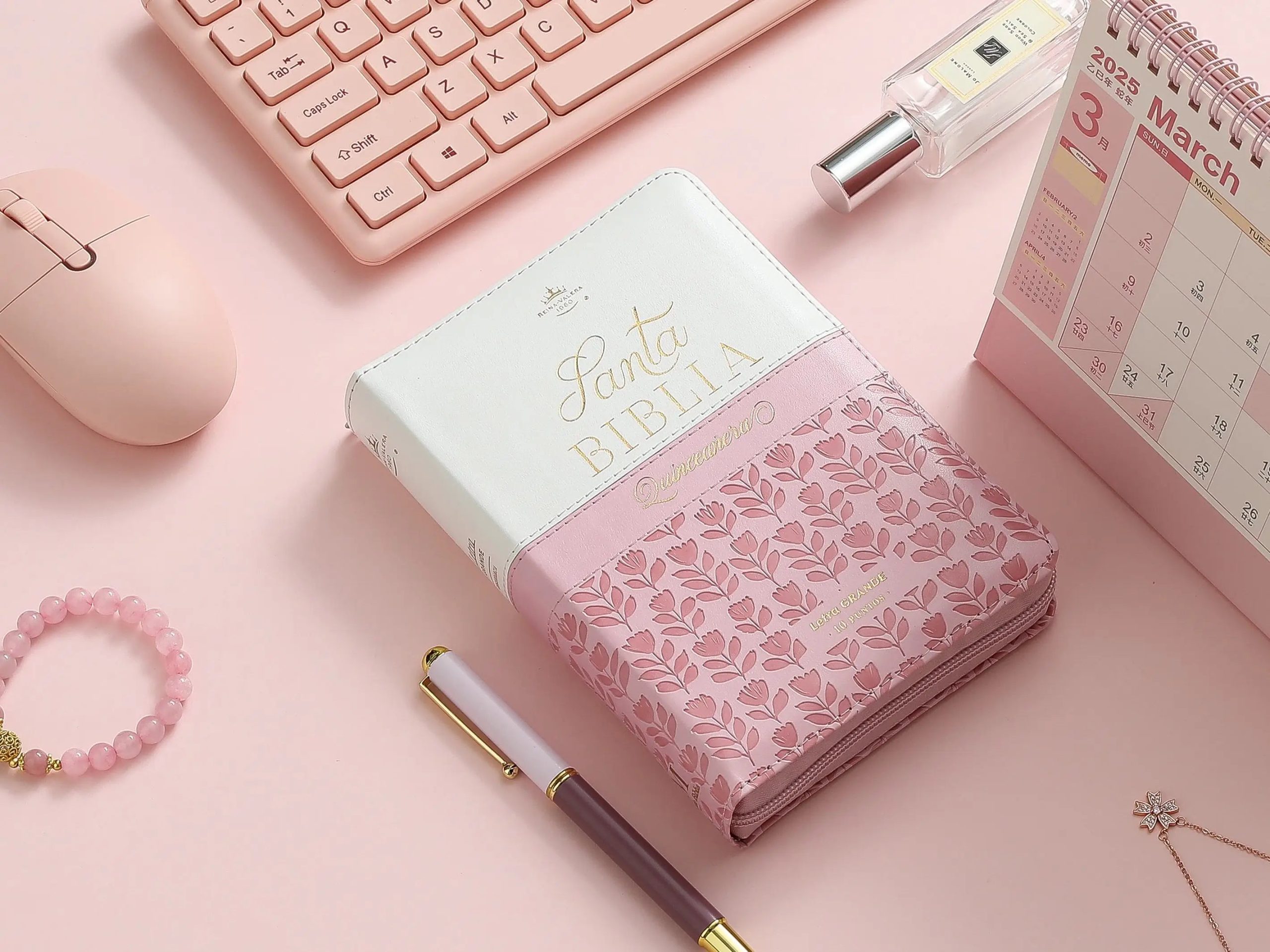 Biblia RVR60 Quinceañera Lila/Blanco, Tamaño Portátil Letra 10 Puntos con Caja de Lujo